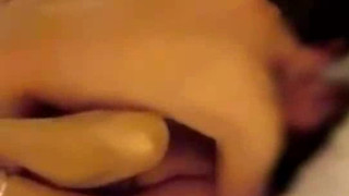 Сын ебет любимую мамку в пизду перед сном