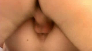 Брат после душа трахнул любимую сестру в рот и письку