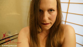 Мама и сын спрятались в шкафу и тайком потрахались