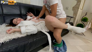 Трахал мачеху и тут пришел папа, конкретный попадос!