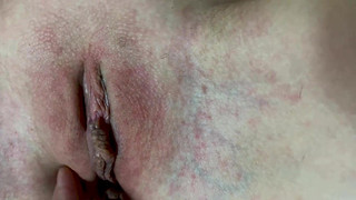 Показала татуировку на лобке брату - русского инцеста не избежать...