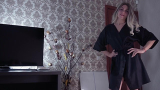 Мачеха случайно удалила важный документ, за что пасынок выебал ее в пизду