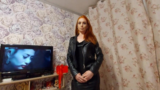 Дочь, карманные деньги придется отработать глубоким минетом!